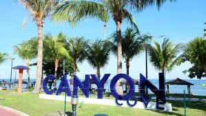 Unveiling a Special Honeymoon Offer at Canyon Cove Beach Resort: 25% Discount for Honeymoon Guests